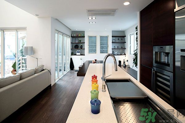 吹空調(diào)鼻子不舒服怎么辦？吹空調(diào)鼻子過敏怎么回事？