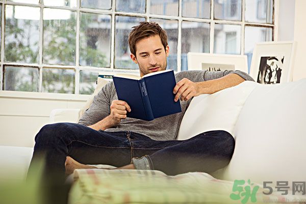 初中生能刮胡子嗎？初中生刮胡子好嗎？