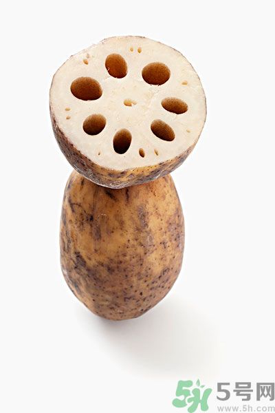 蓮藕里面的泥怎么清理？蓮藕里面的泥巴怎么洗？