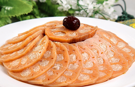 藕里面放糯米的做法 藕里面放糯米叫什么？