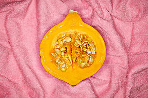 臉上長痘能吃南瓜嗎？臉上長痘吃南瓜好不好？