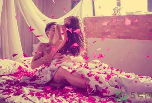 同居之后男生對(duì)女生的印象是怎么樣的？同居之后如何保持加分狀態(tài)？