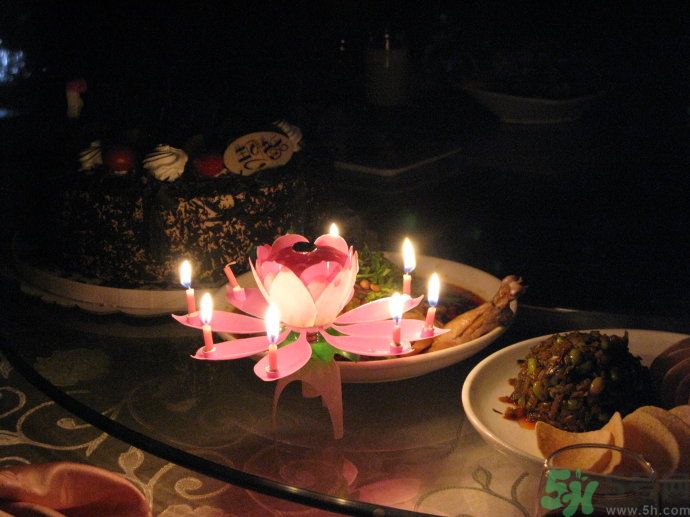 音樂蠟燭突然爆炸 音樂蠟燭會(huì)爆炸嗎？