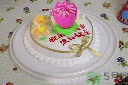 音樂(lè)蠟燭突然爆炸 音樂(lè)蠟燭會(huì)爆炸嗎？