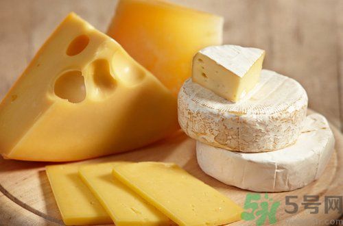 吃奶酪會胖嗎?吃奶酪有什么好處 吃奶酪會胖嗎?吃奶酪有什么好處