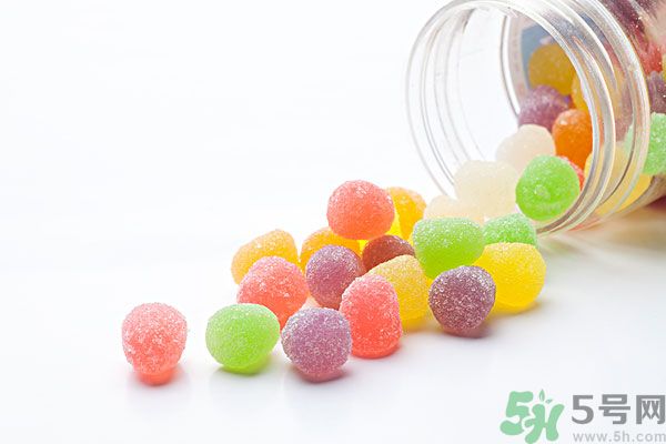 誤吞口香糖怎么辦呢？口香糖吃肚子里了怎么辦？