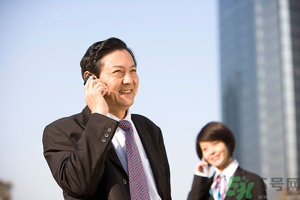 為什么中年人容易出軌？中年人出軌是什么原因？