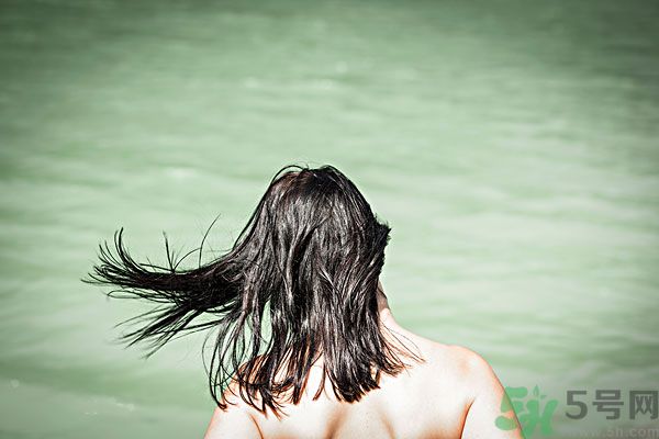 洗澡怎么洗的干凈？洗澡怎么洗后背？