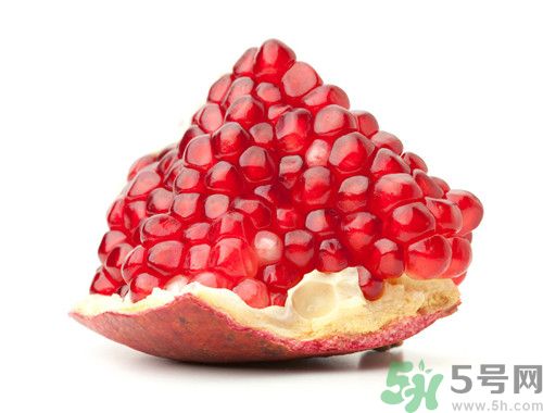 石榴要怎么吃?吃石榴的技巧 石榴要怎么吃?吃石榴的技巧