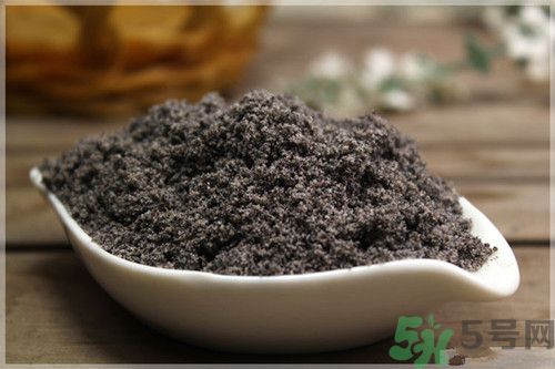 核桃和黑芝麻一起吃嗎?核桃和黑芝麻一起吃的好處 核桃和黑芝麻一起吃嗎?核桃和黑芝麻一起吃的好處