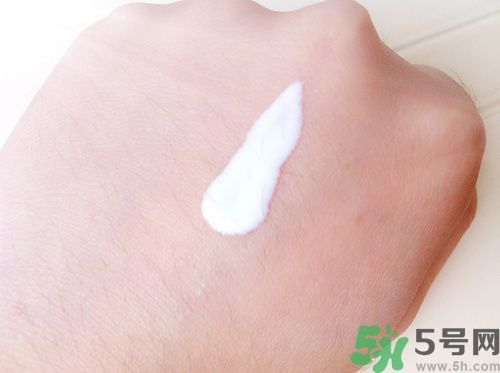 蘇菲娜sofina防曬霜哪款好用？sofina防曬白蕾絲藍(lán)蕾絲區(qū)別