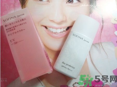 蘇菲娜sofina防曬霜哪款好用？sofina防曬白蕾絲藍(lán)蕾絲區(qū)別