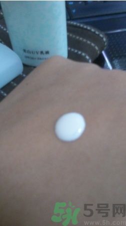 sofina蘇菲娜防曬霜要卸妝嗎？sofina防曬區(qū)別有哪幾種