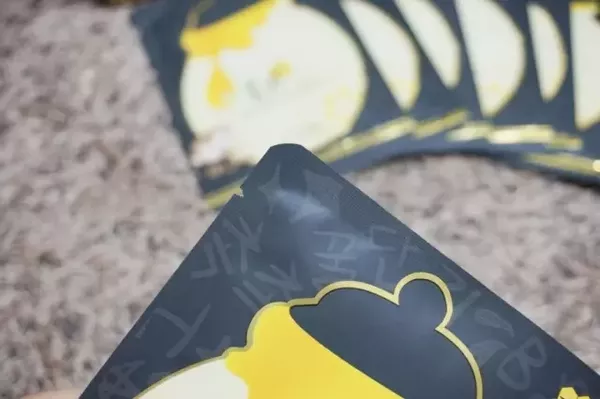 春雨黑盧卡面膜臉正在過敏可以用嗎？臉上過敏能用春雨黑盧卡面膜嗎