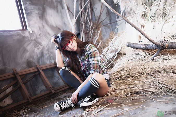 初中女生月經(jīng)不規(guī)律怎么回事？初中生月經(jīng)不準(zhǔn)怎么辦？