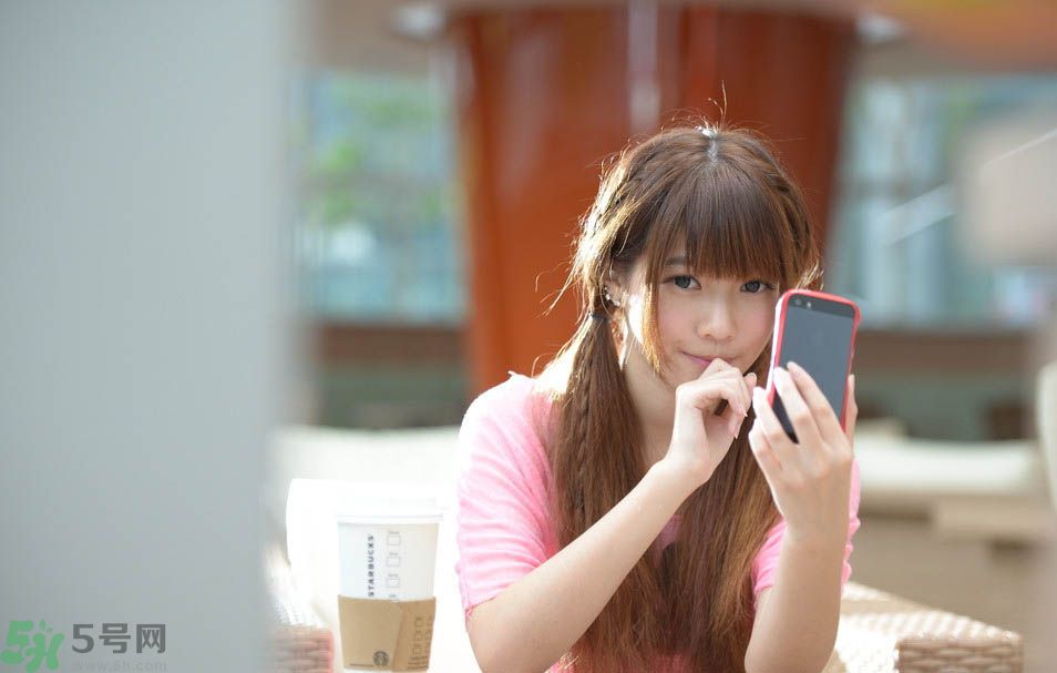 非處女的眼睛和處女的眼睛有什么不一樣？怎么樣辨別女性是不是處女？