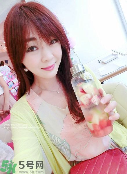 寵愛(ài)之名寵愛(ài)女孩面膜怎么樣？寵愛(ài)女孩礦物云絲面膜好用嗎？