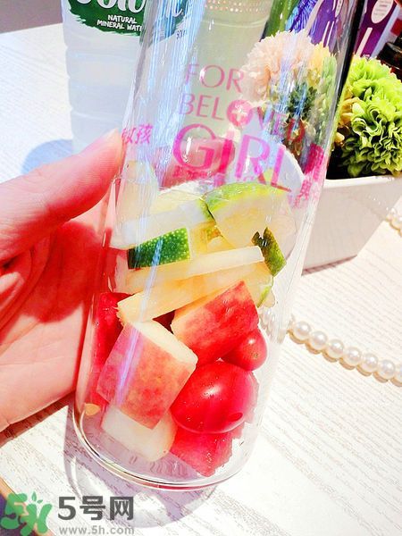 寵愛(ài)之名寵愛(ài)女孩面膜怎么樣？寵愛(ài)女孩礦物云絲面膜好用嗎？