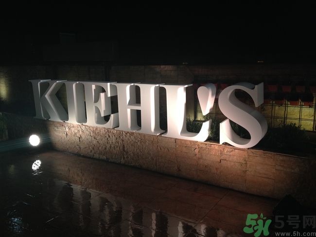 科顏氏藜麥煥膚精華怎么樣？科顏氏藜麥煥膚精華好用嗎