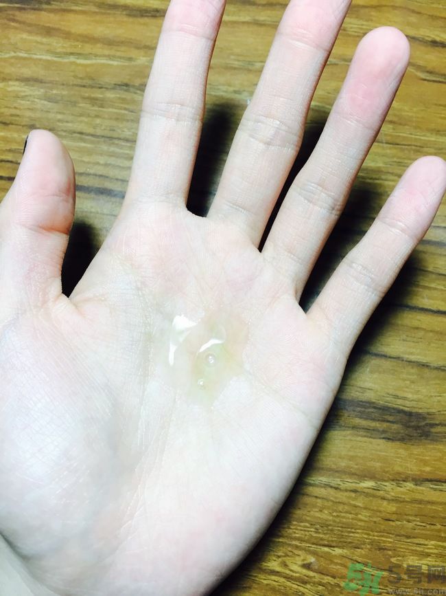 科顏氏藜麥煥膚精華怎么樣？科顏氏藜麥煥膚精華好用嗎