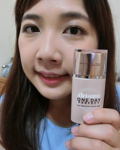 美寶蓮夢(mèng)幻奇跡控油透潤(rùn)持妝乳怎么樣？好用嗎？