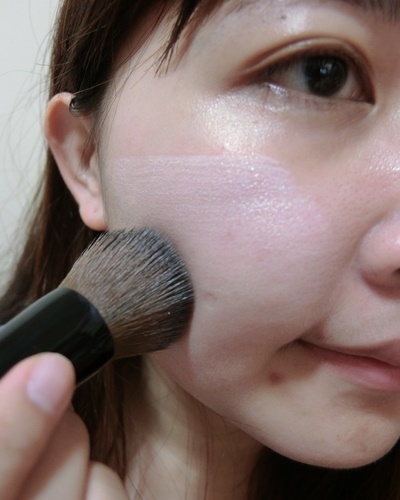 美寶蓮夢(mèng)幻奇跡控油透潤(rùn)持妝乳怎么樣？好用嗎？