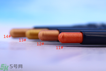 伊蒂之屋愛(ài)麗小屋閃亮珠光棒眼影筆真假辨別圖 