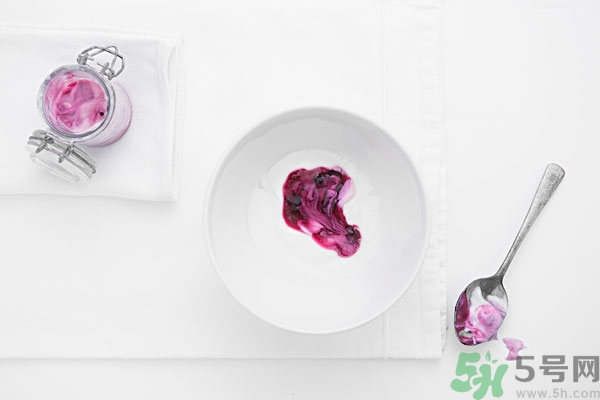 火龍果和酸奶能一起吃嗎？火龍果和酸奶混合吃有什么作用？