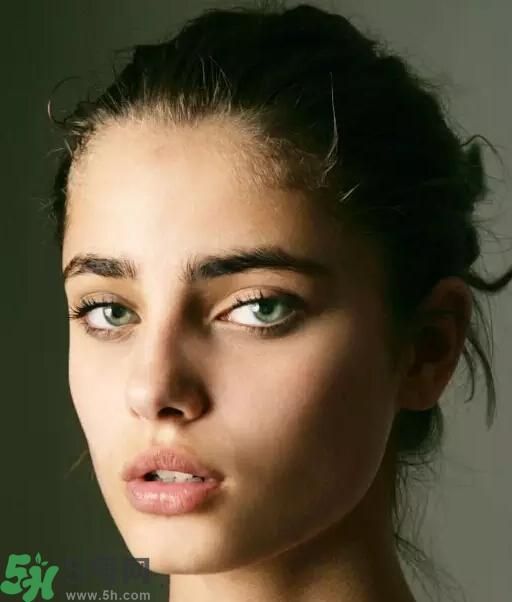 眉筆和眉粉哪個(gè)好用？眉筆和眉粉有什么區(qū)別？