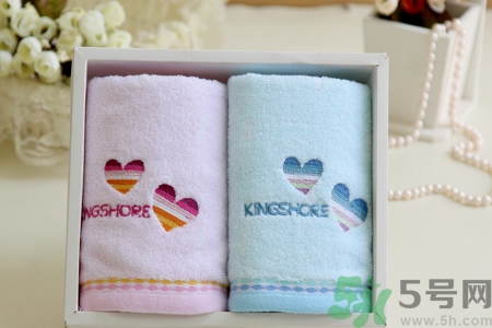 毛巾上有血漬怎么辦？毛巾上的血漬怎么洗掉？