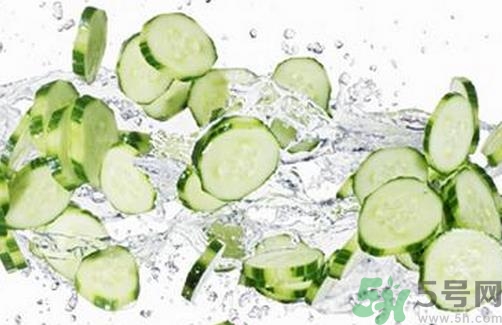 如何在家自制補(bǔ)水面膜？自制的面膜好用嗎？