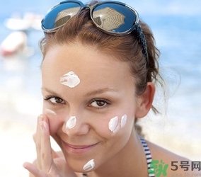 防曬霜和BB霜的正確使用順序？應(yīng)該先用哪一個？