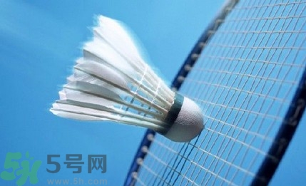 打羽毛球能減肥嗎？打羽毛球能瘦哪里？