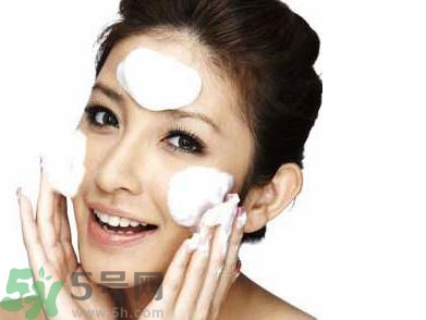 卸妝重要嗎？如何正確的卸妝？