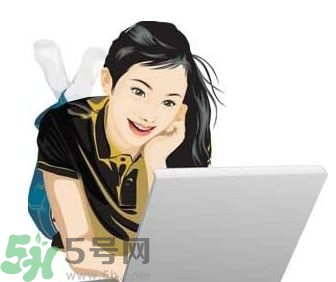 整天對(duì)著電腦，怎么減少對(duì)皮膚的傷害？