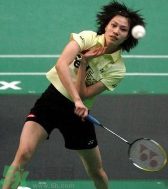 打羽毛球能減肥嗎？打羽毛球能瘦哪里？