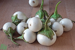 白茄子能治雀斑嗎？白茄子可以祛斑嗎？