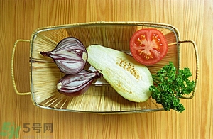 白茄子能治雀斑嗎？白茄子可以祛斑嗎？