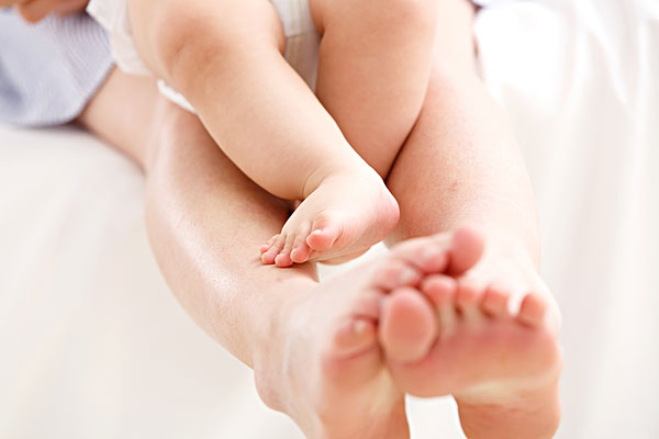 寶寶腳脫皮怎么辦？寶寶腳脫皮如何治療？