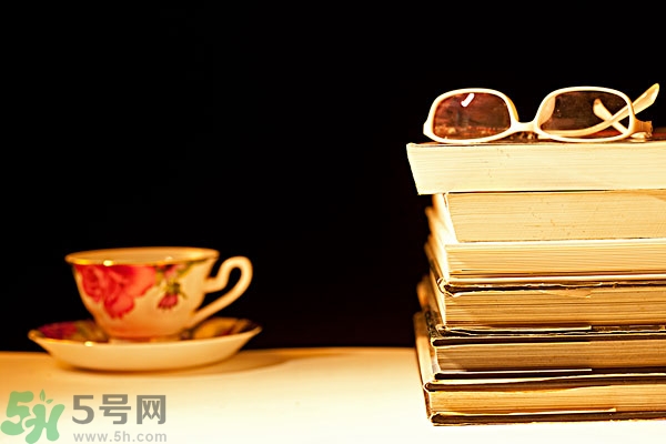 熬夜第二天怎么保持精神？熬夜第二天頭疼怎么辦？