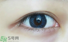 單眼皮怎么變雙眼皮了？單眼皮上面有一條線
