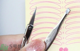 單眼皮怎么變雙眼皮了？單眼皮上面有一條線