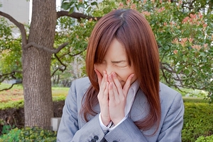 打噴嚏真的是有人在想你嗎？打噴嚏是有人罵你嗎？