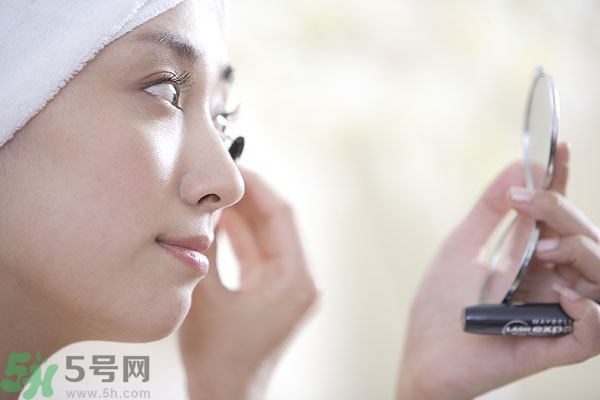 熬夜流鼻血是怎么回事？熬夜流鼻血怎么辦？