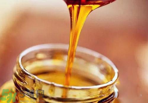 蜂蜜放久了可以吃嗎？蜂蜜放久了吃了會(huì)怎樣？