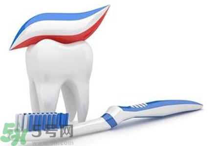 牙膏含氟好不好？牙膏含氟好還是不含氟好？