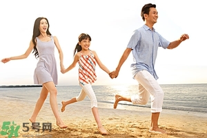 第一次來月經(jīng)能游泳嗎？經(jīng)期不適怎么緩解？