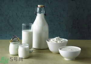 酸奶一天喝多少合適？一天喝多少酸奶最好？