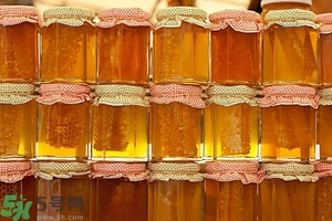 蜂蜜水一天喝幾次最好？一天喝多少蜂蜜水最好？