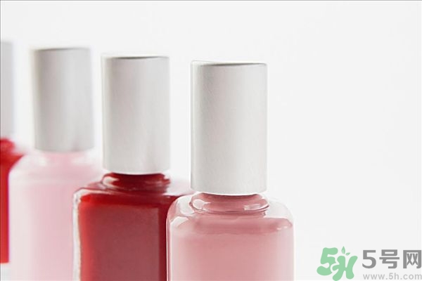 指甲油會過敏嗎？涂指甲油過敏怎么辦？